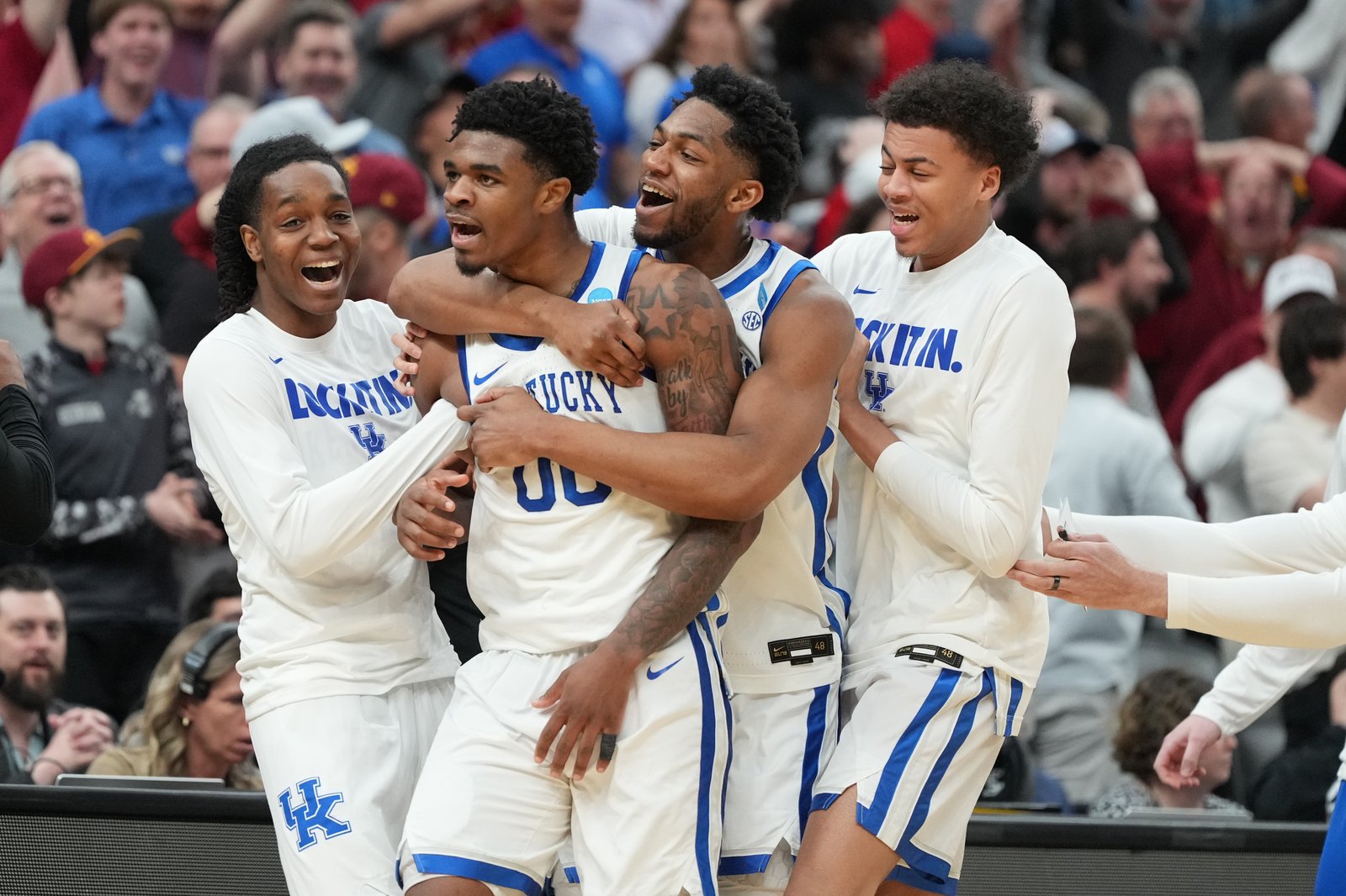 After Santa Clara and Kentucky trade 3s in thrilling finish, 'a tough one to swallow' for Broncos